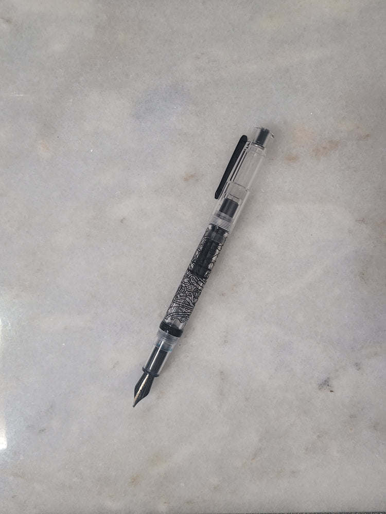 Misfit Item 0089 Nahvalur / Narwhal Original Fountain Pen in Peter Plume Limited Edition - 1.1mm Stub Nib