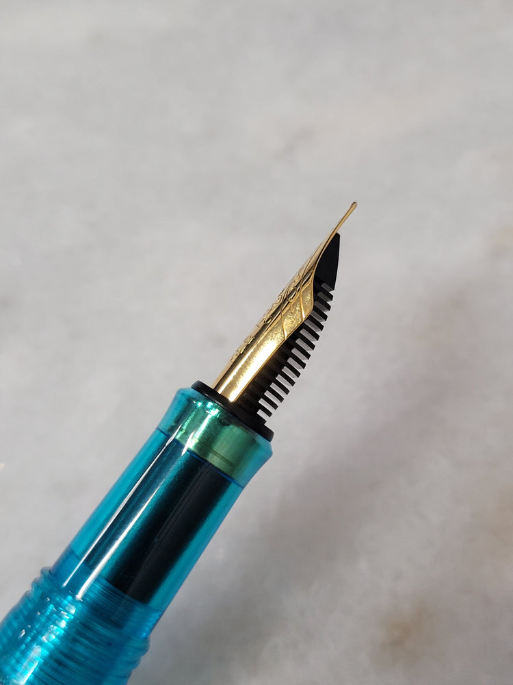 Misfit Item 0005 Benu Tessera Fountain Pen in Ribbon Turquoise - Fine