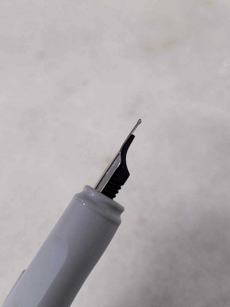 Misfit Item 0017 Pelikan Pina Colada Fountain Pen in Anthracite - Medium Point