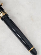 Misfit 0027 Pilot Custom 743 Fountain Pen in Black/Gold - 14K Waverly