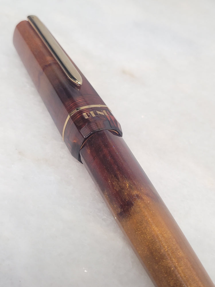 Misfit 0030 Benu Haute Fountain Pen in Decadence - Broad