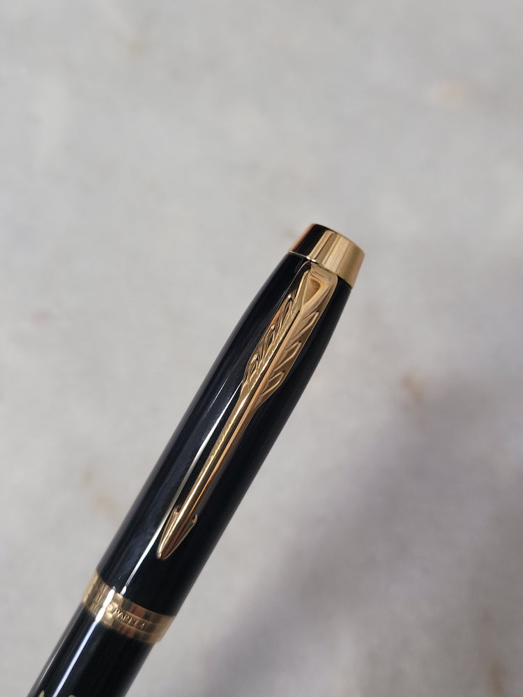 Misfit Item 0051 Parker IM Rollerball Pen in Black with Gold Trim