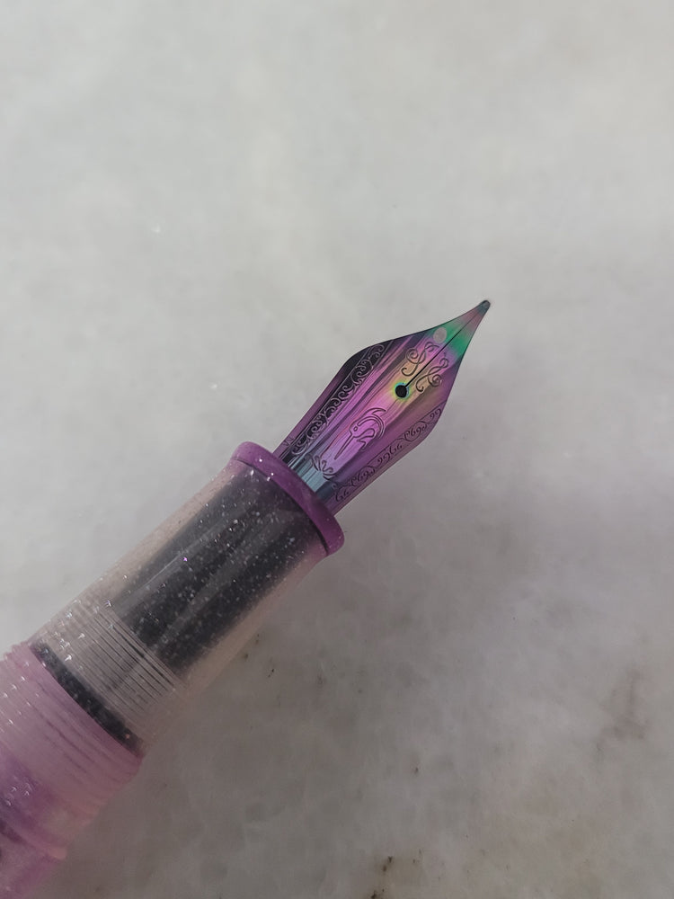 Misfit Item 0082 Nahvalur Original Plus Fountain Pen in Rainbow Wrasse - Medium Point
