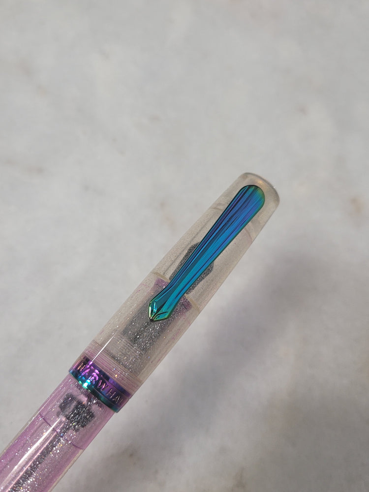 Misfit Item 0082 Nahvalur Original Plus Fountain Pen in Rainbow Wrasse - Medium Point