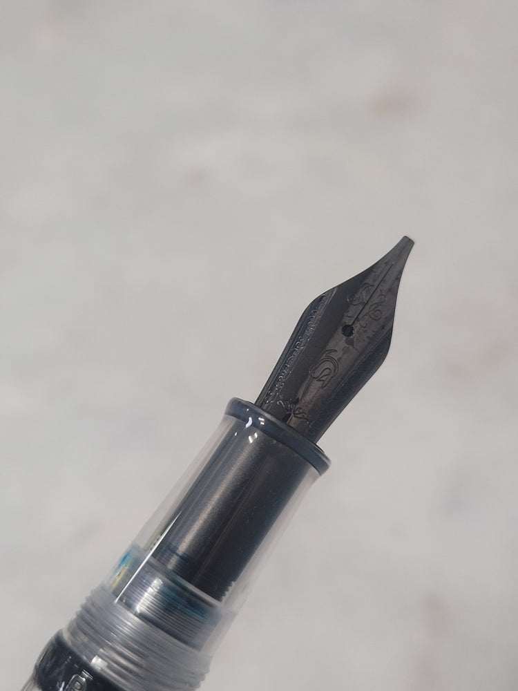 Misfit Item 0089 Nahvalur / Narwhal Original Fountain Pen in Peter Plume Limited Edition - 1.1mm Stub Nib