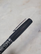 Misfit Item 0093 Nahvalur Original Fountain Pen - Peter Draws Artist Edition Silver - Fine Point