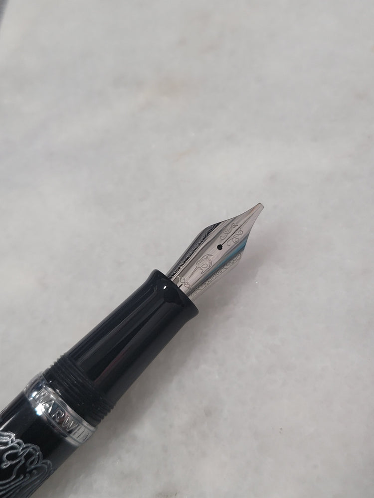 Misfit Item 0098 Nahvalur Original Fountain Pen - Peter Draws Artist Edition Silver - 1.1mm Stub Nib