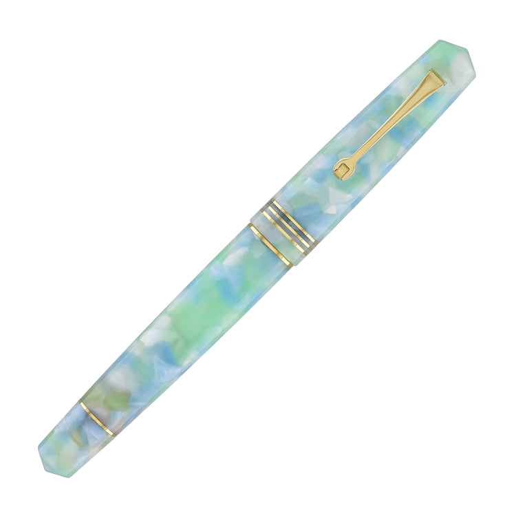 Leonardo Momento Zero Fountain Pen in Artica