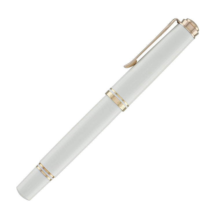 Pelikan Souveran 600 Fountain Pen in White & Rose Gold Trim