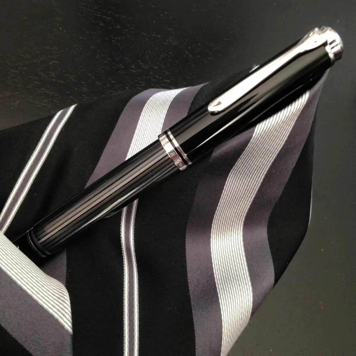 Pelikan Souverän 805 Stresemann Fountain Pen Review