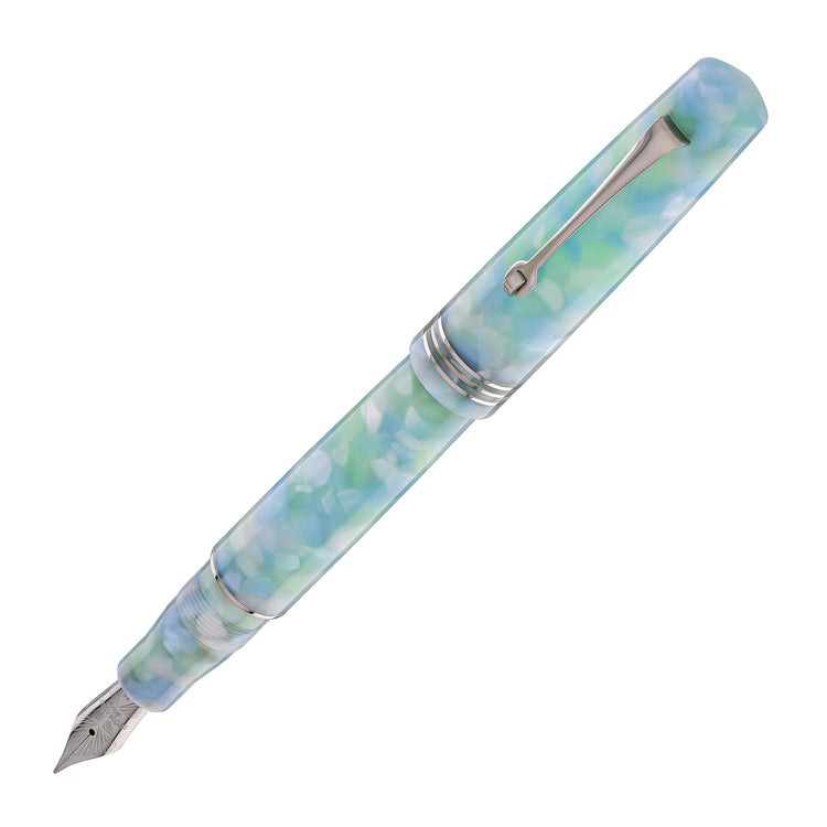 Leonardo Momento Zero Fountain Pen in Artica