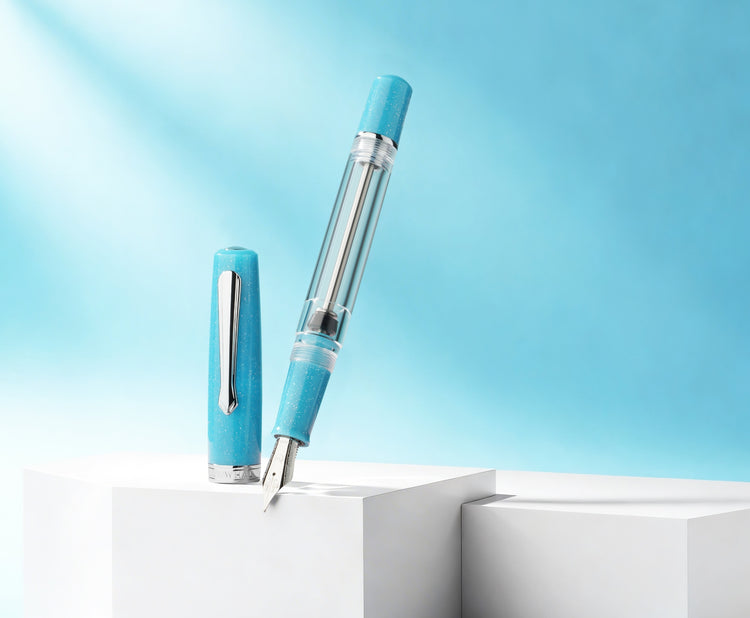 Nahvalur Original Plus Fountain Pen in Powder Blue