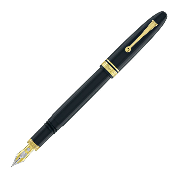 Omas Ogiva Fountain Pen in Verde with Gold Trim - 14K Gold