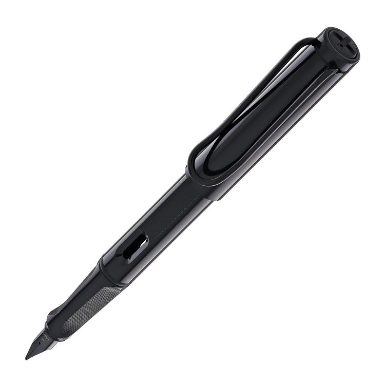 Lamy Safari Fountain Pen in Meteorite