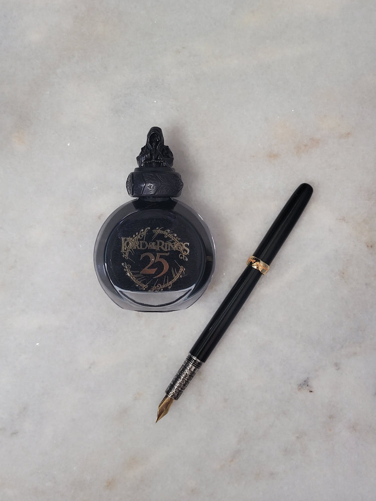 Misfit Item 0033 Ferris Wheel Press Lord of the Rings Themed Pen & Ink Set in Nazgul