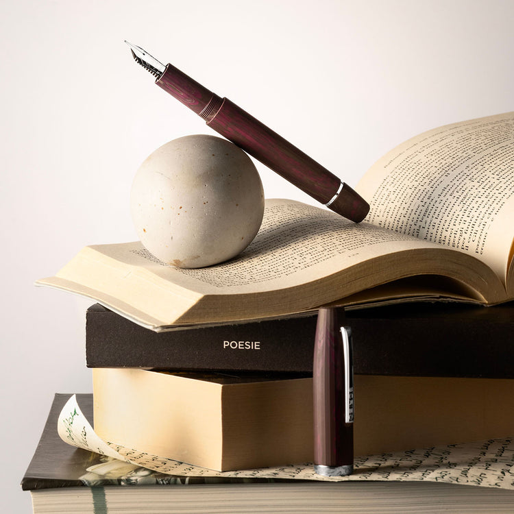 Scribo Flow Fountain Pen in Armonia with Platinum Trim
