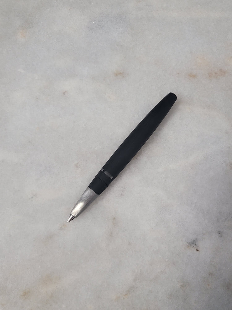 Misfit 0025 Lamy 2000 Fountain Pen in Black - 14K Gold Fine Point