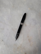 Misfit Item 0077 Sheaffer Legacy Heritage Fountain Pen - Black Laquer - Medium Point