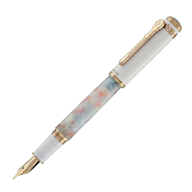 Dominant Industry Keyno Fountain Pen in Cherishment