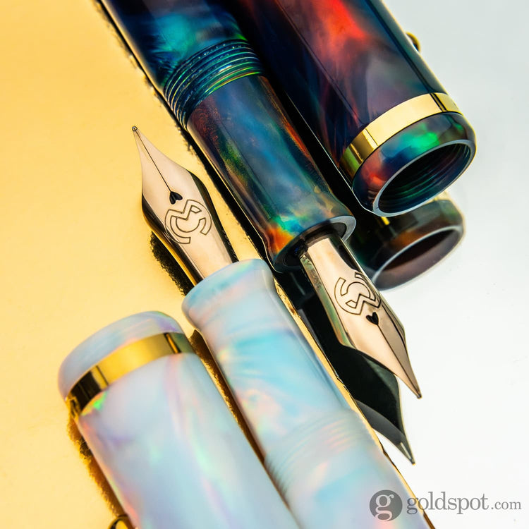 Magna Carta MAG 650 Fountain Pen in Oparex Lava Black - 14kt Gold Flex Nib Fountain Pen