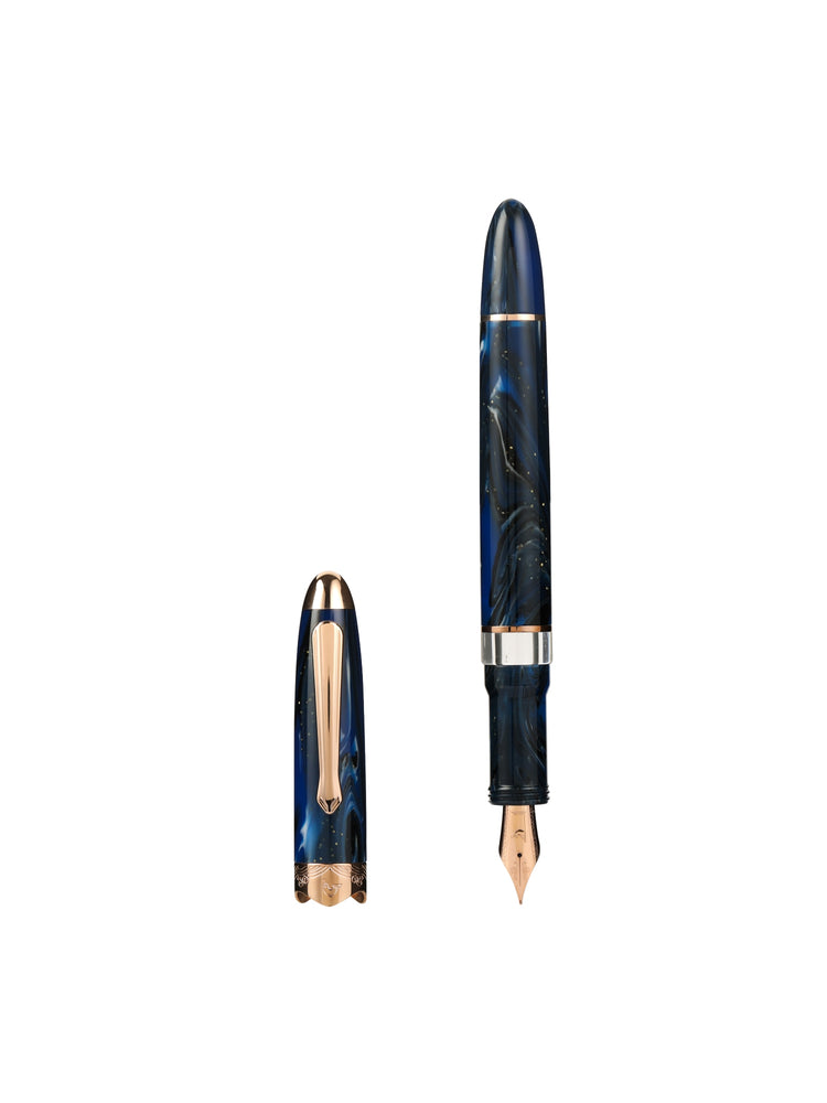 Nahvalur Horizon Fountain Pen in Nebula