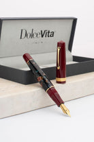Leonardo Momento Zero Fountain Pen in Dolcevita Marmo Pompei