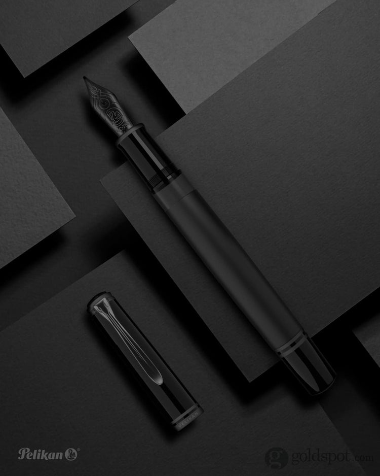Pelikan Souverän M809 Fountain Pen in Black Matte - 18K Gold Nib Fountain Pen