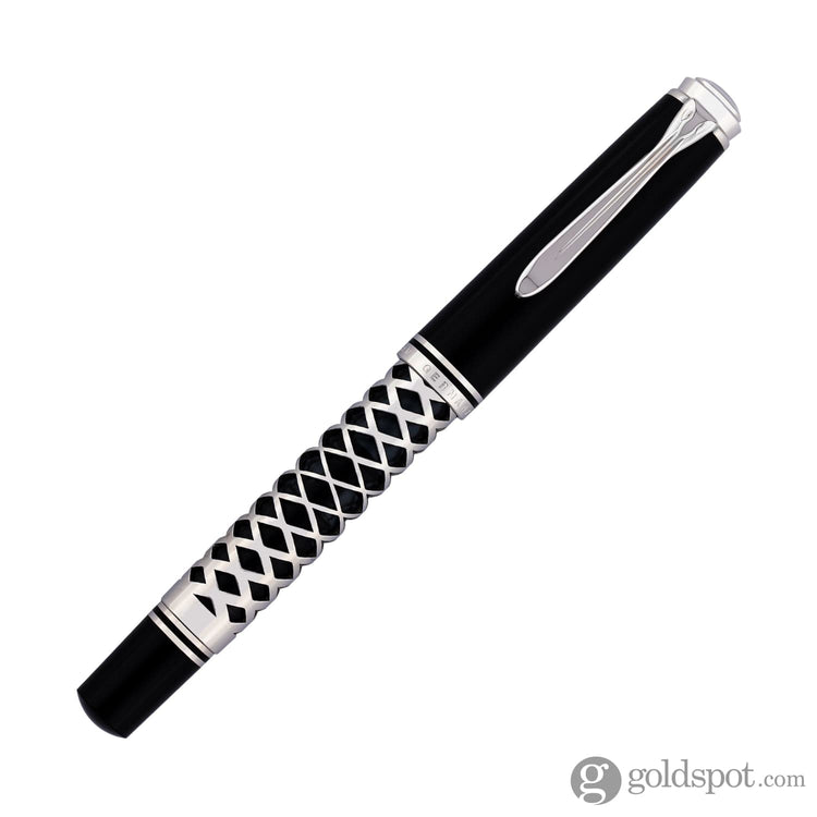 Pelikan Souveran M805 Fountain Pen in Metal Sleeve - 18K Gold Fountain Pen