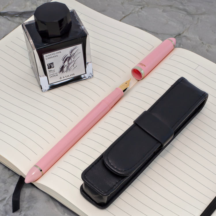 Sailor Compass Fude De Mannen Calligraphy Fountain Pen in Pearl Pink - 40 Degree Fude Calligraphy Pens