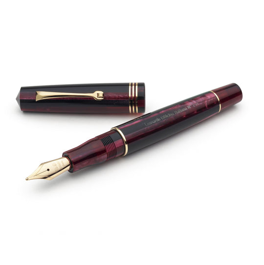Leonardo Momento Zero Fountain Pen in Prugna Plum with Gold Trim