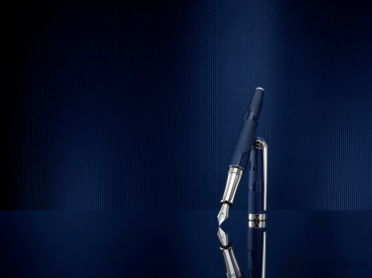 Caran d’Ache Léman Fountain Pen in Bleu Marin - 18K Gold Fountain Pen