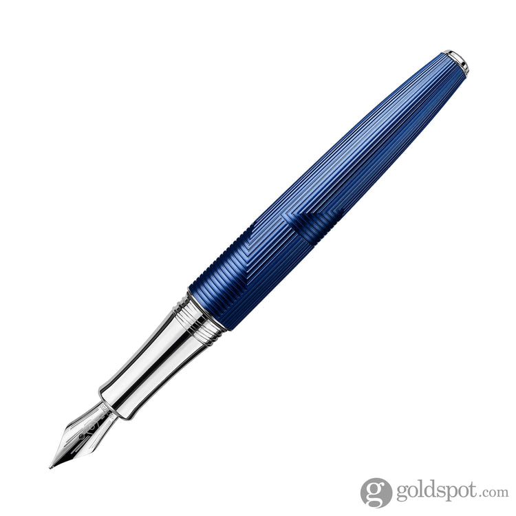 Caran d’Ache Léman Fountain Pen in Bleu Marin - 18K Gold Fountain Pen