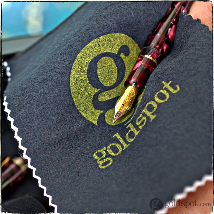 Connoisseurs Goldspot Pen And Jewelry Cleaning Cloth Accessory
