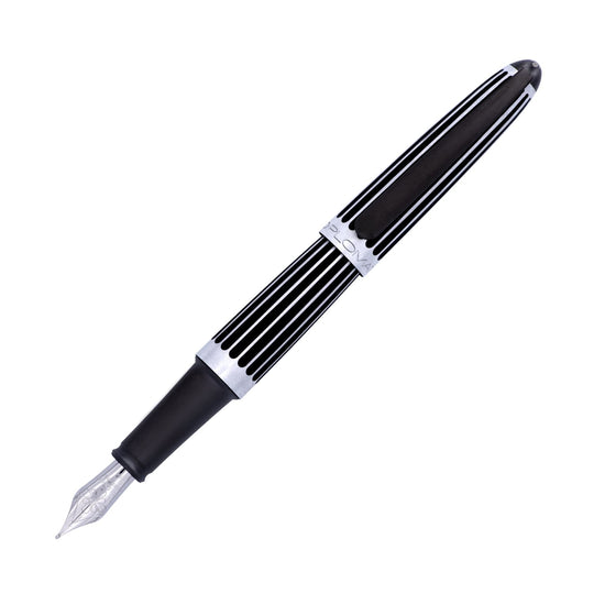 Diplomat Aero Fountain Pen in Stripes Black