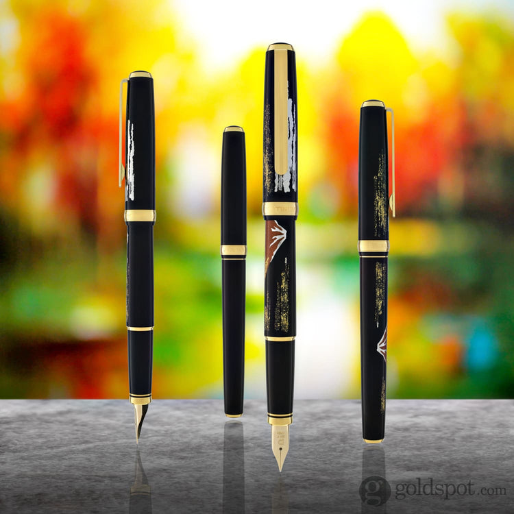 Platinum Classic Maki-e Fountain Pen with Mt. Fuji Design - 18K Gold Fountain Pen